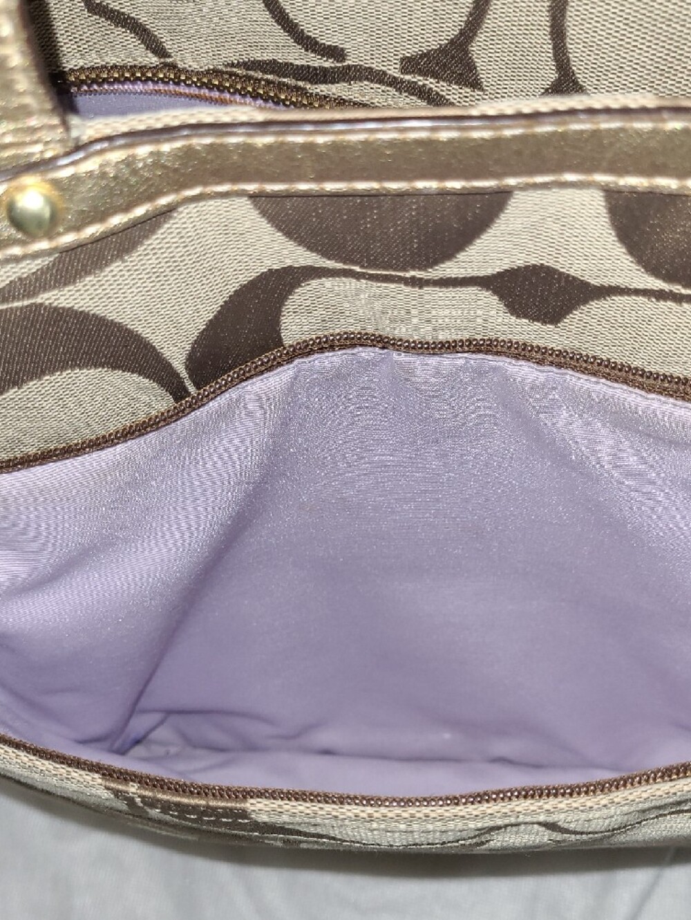 Coach Khaki Signature Tote with Gold Trim - Picture 7 of 16
